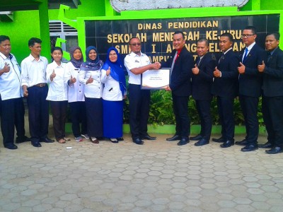 HORISON GOES TO SCHOOL